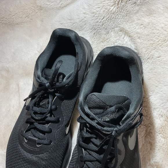 Nike men’s revolution 6 road running - Picture 4 of 7